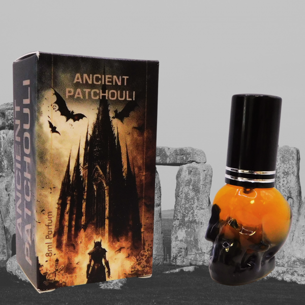 Ancient Patchouli, Parfum, im süßen Skull-Sprühflakon, 8ml, ein Jahr gereift!